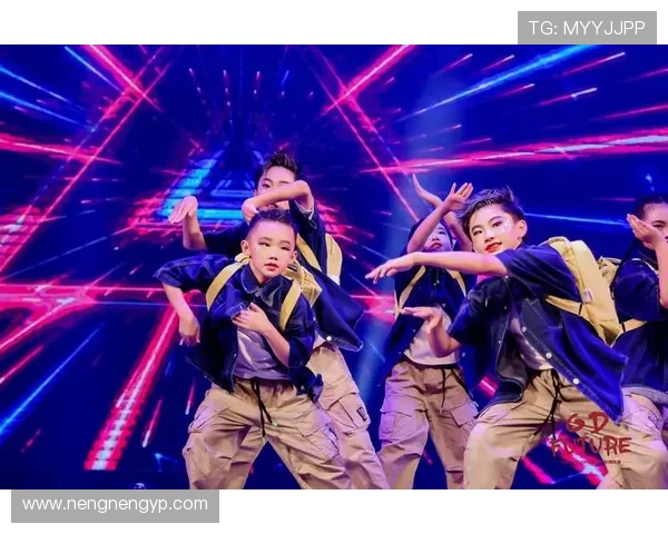 深圳街舞队引领潮流最新街舞灵活性排名前十揭晓